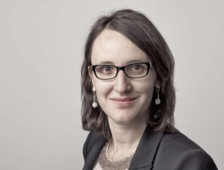 Dr. Alexandra Stefanescu